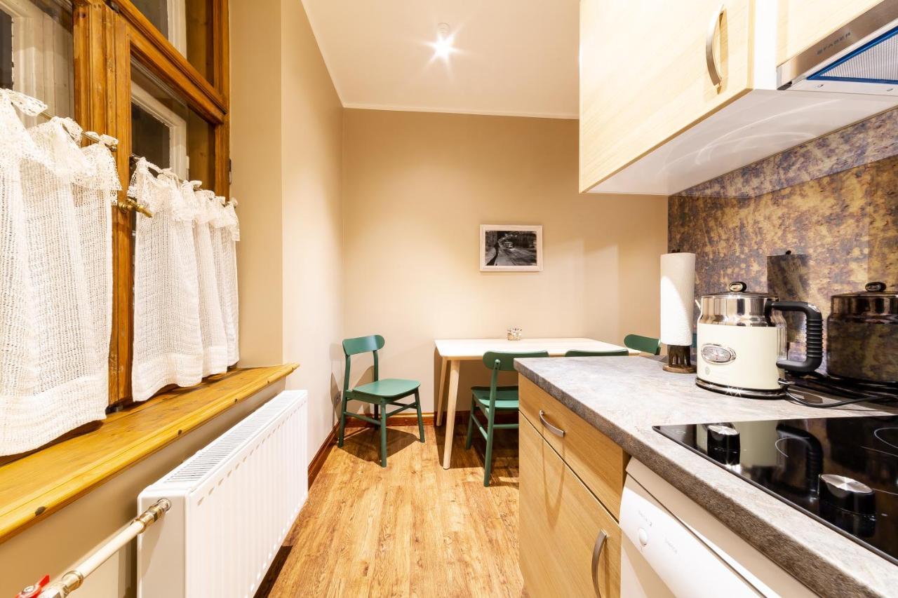 شقة Gourmet Storie'S Ap 68Sqm Renovated Free Parking ريغا المظهر الخارجي الصورة