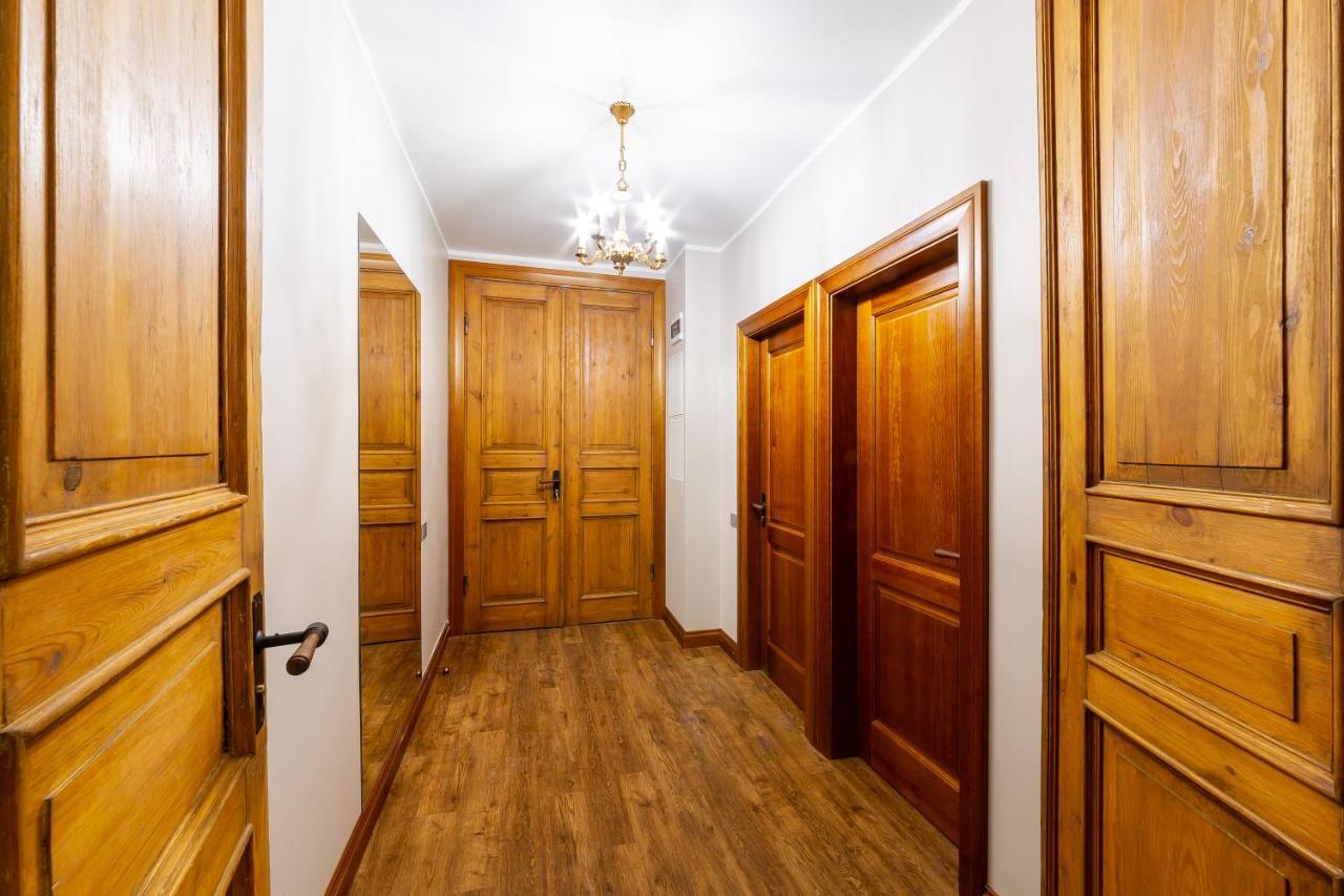 شقة Gourmet Storie'S Ap 68Sqm Renovated Free Parking ريغا المظهر الخارجي الصورة